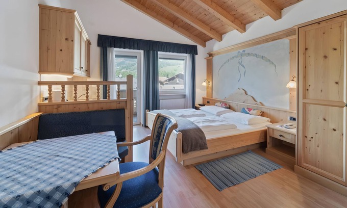 Stanga Apartment | Apartment 'Residence Priska Studio' with Mountain View, Shared Garden and Wi-Fi