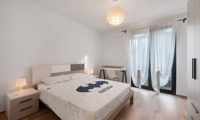 Moconesi Apartment | Apartment 'Robin' with Shared Garden, Wi-Fi and Air Conditioning