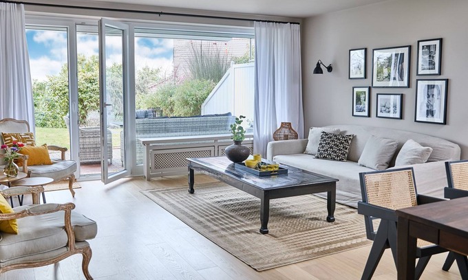 Timmendorfer Strand Apartment | Apartment "Seestern" - Stylish retreat with terrace and beautiful view