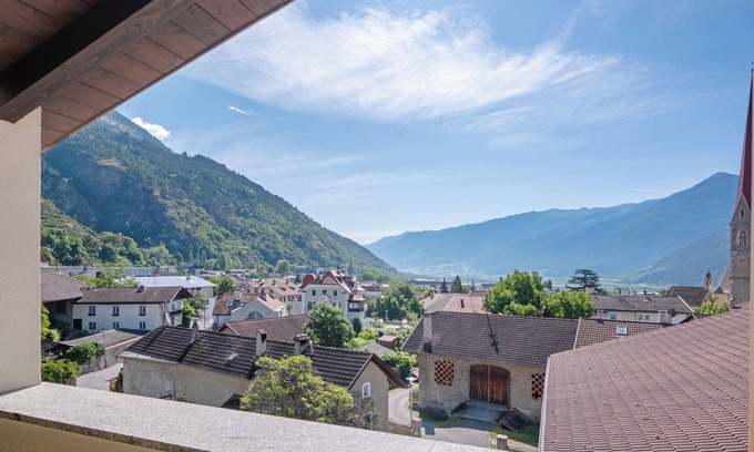 Silandro Apartment | Apartment 'Schnatzhof Typ D12' with Mountain View, Shared Pool and Wi-Fi