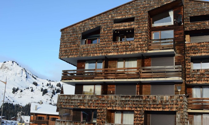 Le Praz de Lys Apartment | Apartment sleeps 6 Praz de Lys