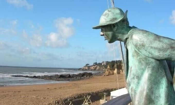 Saint-Marc-sur-Mer Apartment | Apartment St-Marc-sur-Mer 200 m from the beach, near shops.