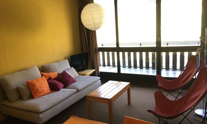 Puy-Saint-Vincent Apartment | Apartment Station 1600 at the foot of the slopes