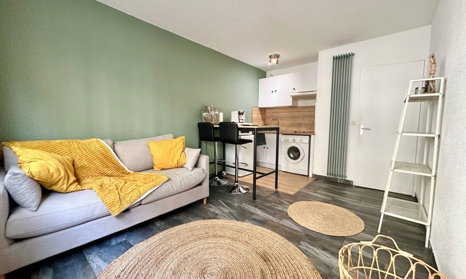 Perier Apartment | Apartment studio carré d'or Paradis 8ème