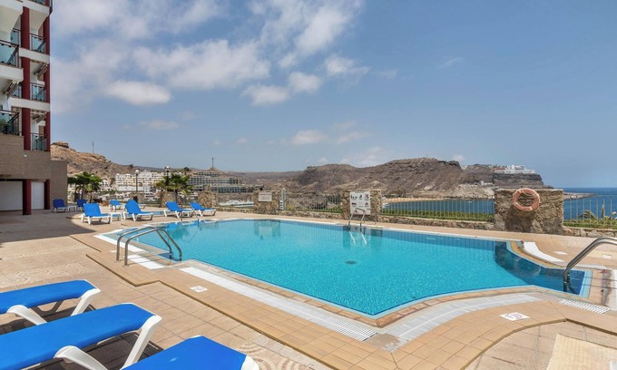 Mogan Apartment | Apartment Su Eminencia close to the Beach with Sea View & Shared Pool