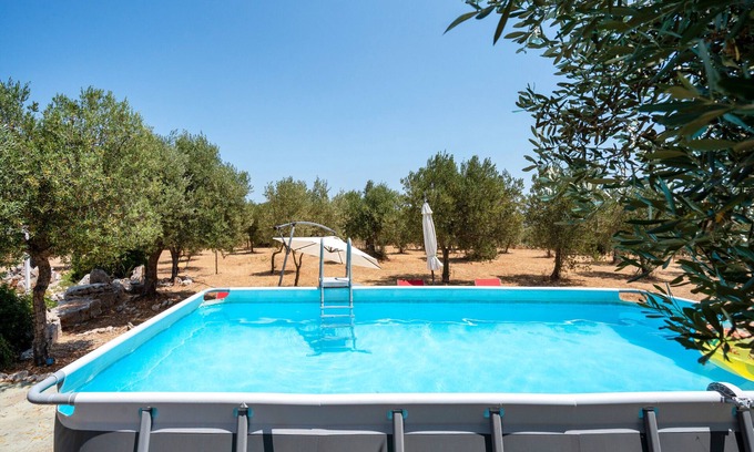 Monopoli Apartment | Apartment 'Tita' with Private Pool, Wi-Fi and Air Conditioning