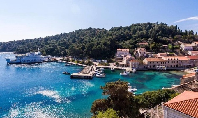 Sudurad Apartment | Apartment Tonka's Terrace - Studio Apartment with Terrace and Sea View