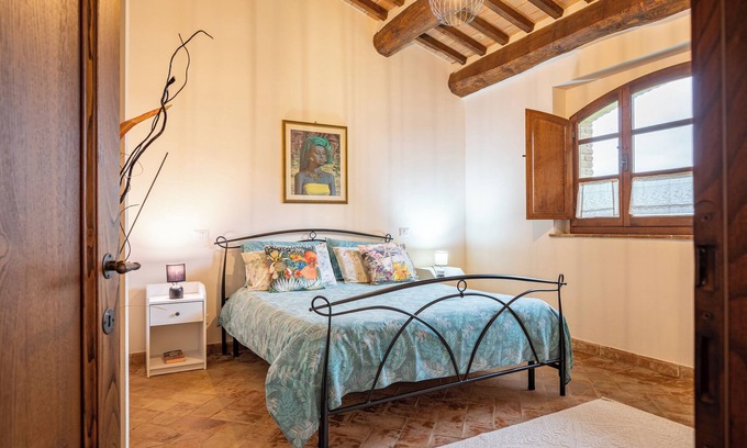 Vergelle Apartment | Apartment 'Tuber' with Shared Pool, Wi-Fi and Air Conditioning