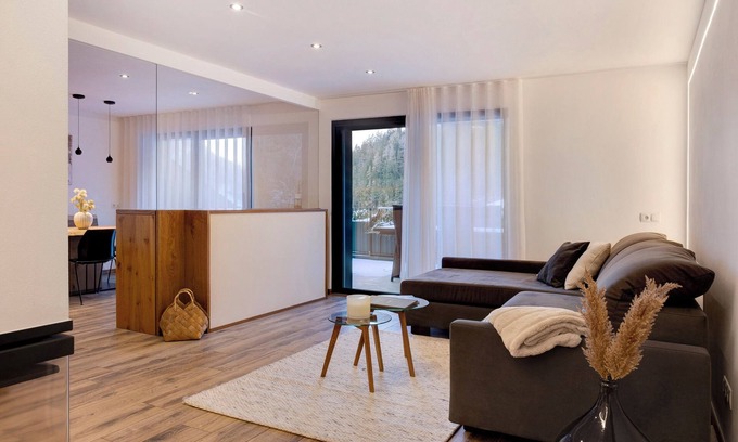 Nova Ponente Apartment | Apartment 'UB Two' with Mountain View, Private Terrace and Wi-Fi