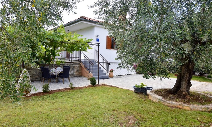 Savudrija Apartment | Apartment Umag-Savudrija, air conditioning, washing machine Wifi terrace garden