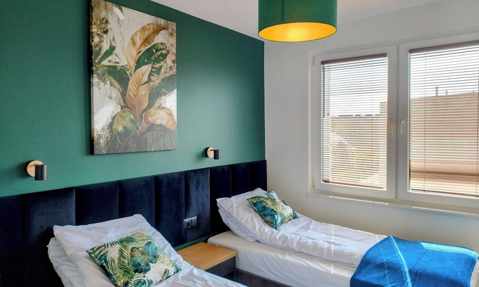 Wladyslawowo Apartment | Apartment Urban Green 50m2, 2BR, 6pax, Internet, Balcony, AC