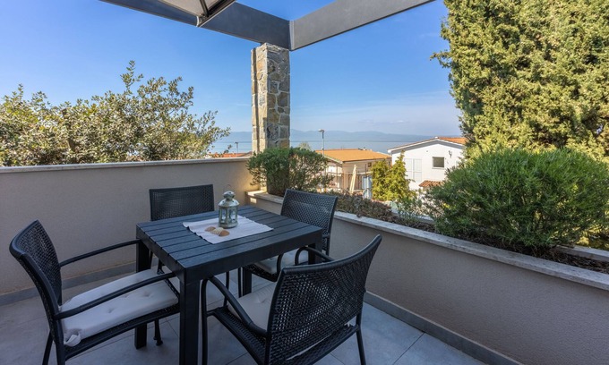 Njivice Apartment | Apartment Vito (48302-A1) - Njivice - island Krk