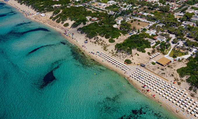 Punta Prosciutto Apartment | Apartment 'Villa Ada Depandance' with Shared Garden, Wi-Fi and Air Conditioning