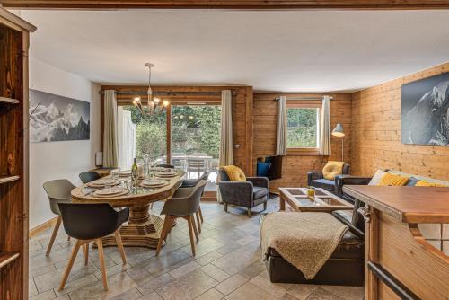Chamonix City Centre Apartment | Apartment Villa Vallet 1, Alpes Travel, Chamonix Old Town, Sleeps 6