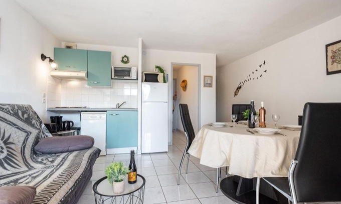 Torreilles-Plage Apartment | Apartment Village Marin Catalan by Interhome