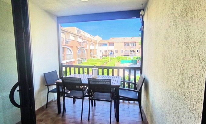Les Arenes Apartment | Apartment with balcony 800 meters from the sea