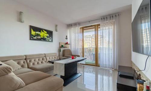 Czyzyny Apartment | Apartment with living room, kitchen, bedroom, bathroom in amazing neighborhood