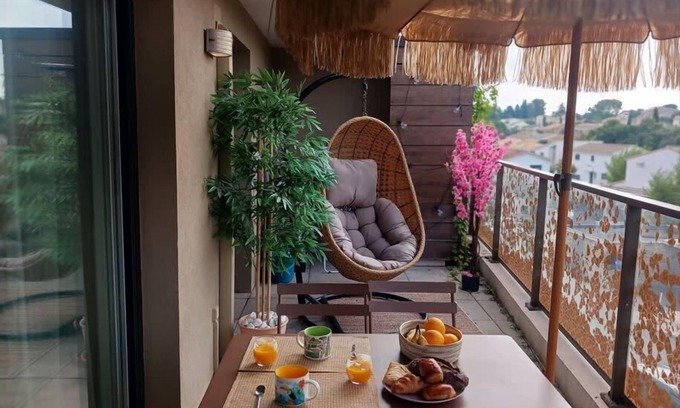 Le Cres Apartment | Apartment with pool and jacuzzi