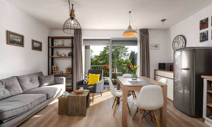 Vrsar Apartment | Apartment with sea view, only 50 m from the sea, new and modern