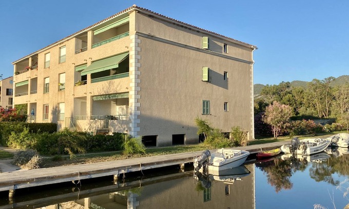Saint-Florent Apartment | Apartment with Terrace, Garden and Parking