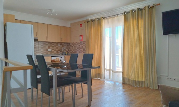 Vila Real Santo Antonio Apartment | Apartment with terrace 300 meters from Monte Gordo beach.