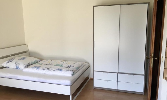 Sindelfingen Apartment | Apartment with Terrace