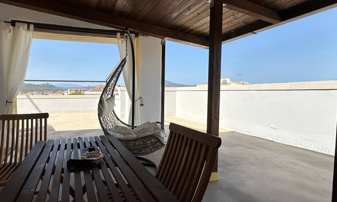Olbia House | Apartment with terrace center Olbia