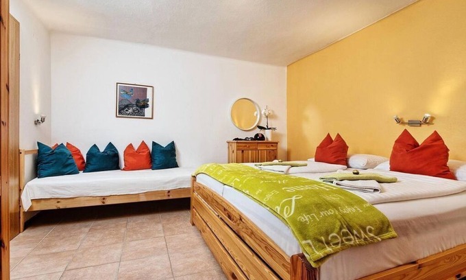 Finkenstein am Faaker See Bed & Breakfast | Apartment XL balcony/terrace - Ferienwohnungen Theresienhof