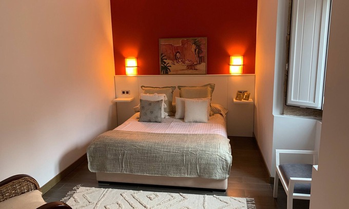 Ituren Apartment | Apartment 'Zakuzaharra' with Mountain View, Wi-Fi and Air Conditioning
