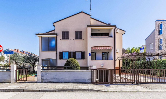 Murine Apartment | Apartment Zoki 2 by Interhome