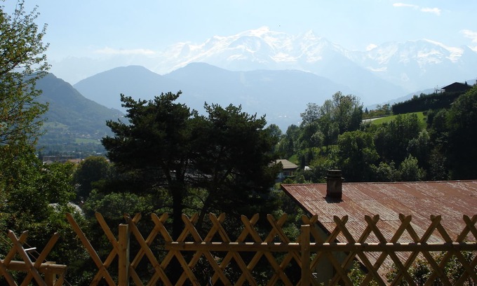 Sallanches Apartment | Apartments 70m2 Sallanches 200m2 Garden - Panoramic view of Mt-Blanc