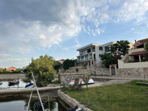 Banjol Apartment | Apartments by the sea Banjol, Rab - 19752