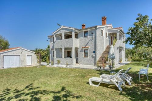 Kosinozici Apartment | Apartments Finka