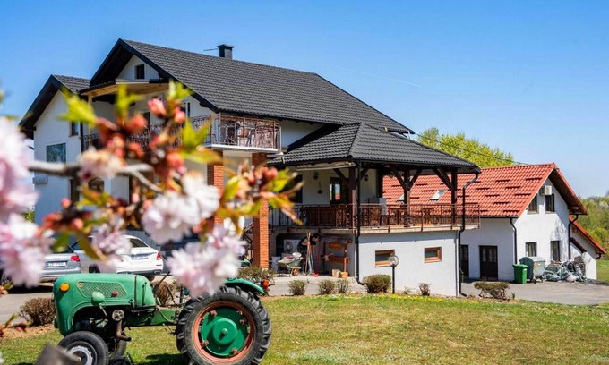 Seliste Dreznicko Apartment | Apartments Ivan, (16674), Selište Drežnicko, hr