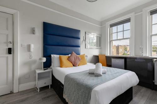 Royal Borough of Kensington and Chelsea Apartment | Apartments in the Heart of High Street Kensington
