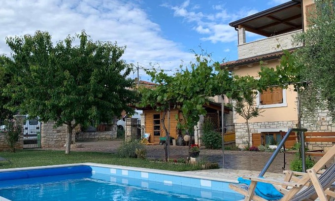 Fiorini Apartment | Apartments Leone