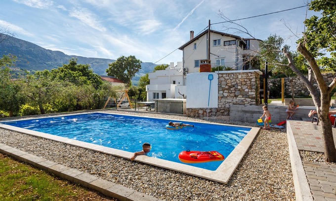 Baska Apartment | Apartments Mihaela-Four star Apartment for 4 With Sea View And Swimming Pool