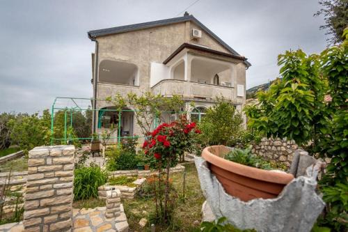 Banjol Apartment | Apartments Nada