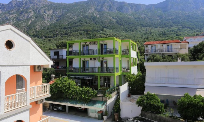 Gradac Apartment | Apartments with parking space Gradac, Makarska - 2784