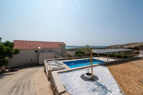 Zubovici Apartment | Apartments with swimming pool Zubovici, Pag - 9365
