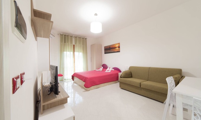 Trapani House | ApartmenttrapaniDueC Apartment Rosso1