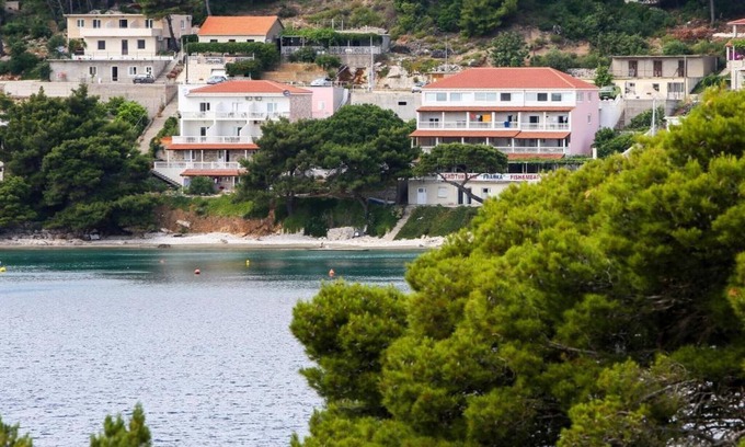 Saplunara Apartment | Apartmetns Franka Saplunara-One-Bedroom Apartment with Terrace and Sea View No2