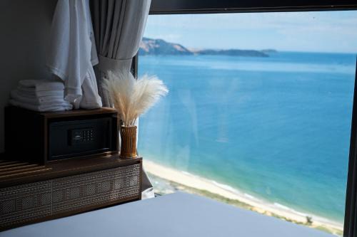 Suoi Nuoc Beach Hotel | Apec Mandala Mui Ne by The Sea