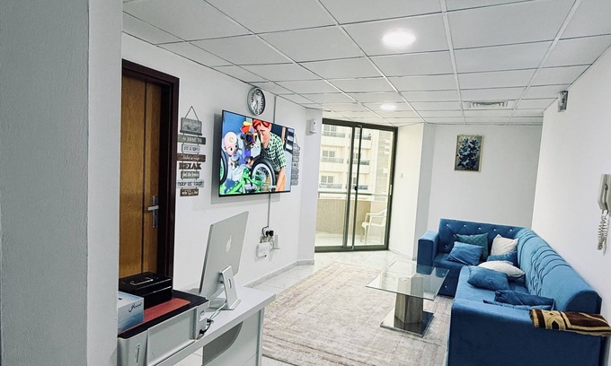 Al Majaz Apartment | Aplyns Dormitory Male&Female Lower Bed
