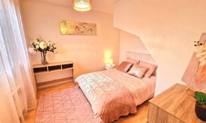 Evreux Apartment | App 5 - T3 Hyper Centre Lumineux et Calme 5min Gare