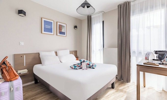 Saint-Serge Apartment | Appart'City Confort Angers