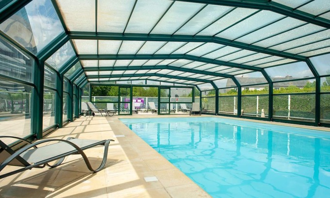 Dinan Condo | Appart Cosy à Dinan | Piscine Extérieure Chauffée