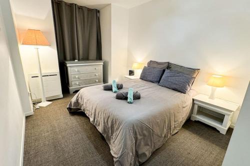 Joinville-le-Pont Apartment | Appart sérénité au Pont de Joinville, Paris