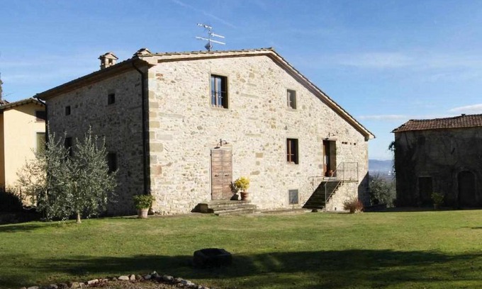Motina House | Appartamenti con cucina nelle colline toscane
