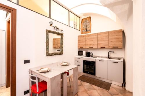 Palazzolo sull'Oglio Apartment | Appartamenti in Centro Storico a 15 min Dal Lago d'Iseo - Free Wi-Fi - AC